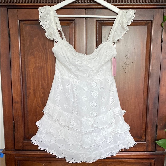 Hello Molly NWT Snow Ball Dress white eyelet  tiered ruffles zip back Size 4 - Picture 4 of 16